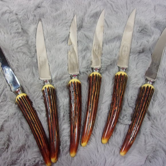 COPY - H-96 SET OF 6 CROWN CREST FAUX ANTLER BAKELITE HANDLE STEAK KNIVES - Picture 3 of 8